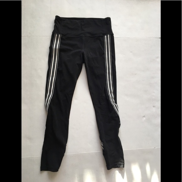 Athleta Sonar Striped Mesh Capri Leggings - Picture 9 of 10
